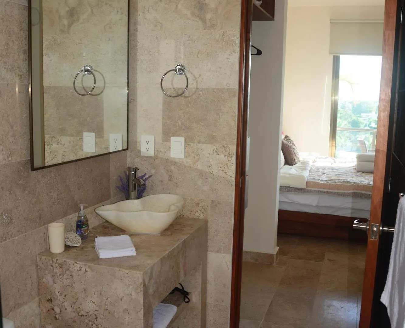 Апартаменты Stylish Ocean-View Studio - Steps From 5Th Avenue Плая-дель-Кармен Мексика