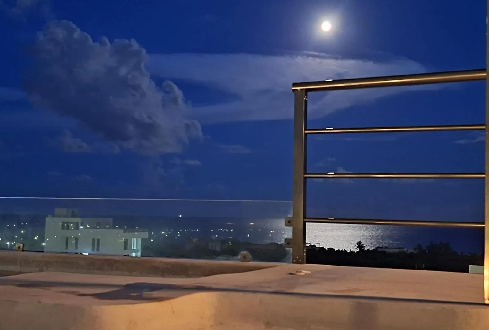 Stylish Ocean-View Studio - Steps From 5Th Avenue Playa del Carmen 0*,